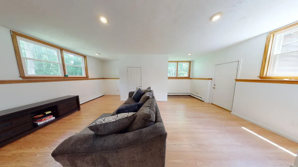 38 Wescott Circle Buxton ME 04093
