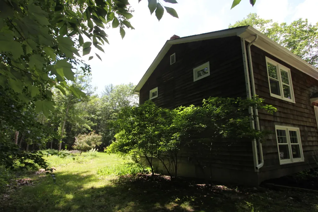 38 Wescott Circle Buxton ME 04093
