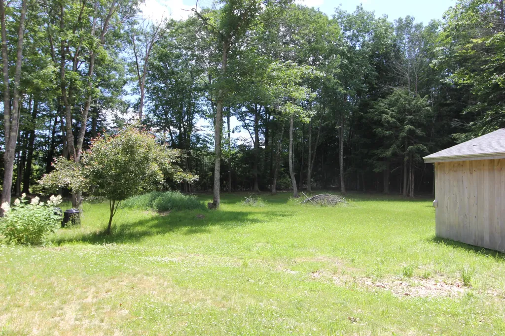 38 Wescott Circle Buxton ME 04093