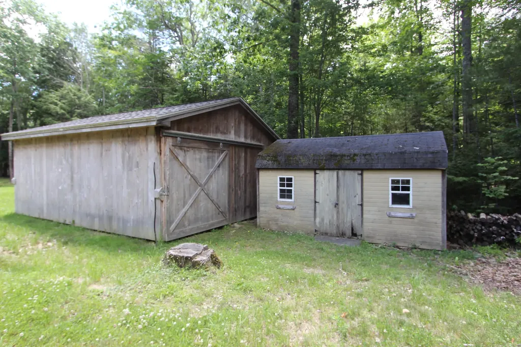 38 Wescott Circle Buxton ME 04093