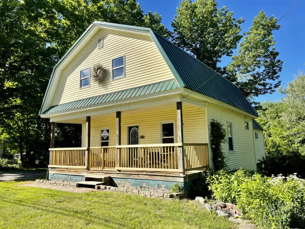 891 Main Road Carmel ME 04419