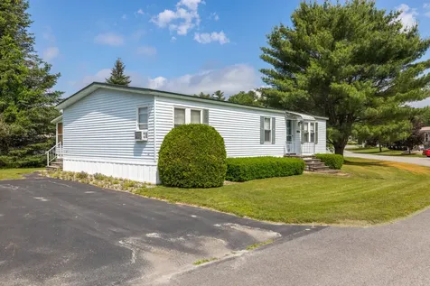 17 Brook Drive Poland ME 04274