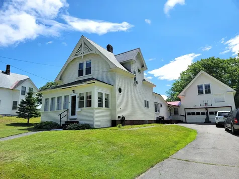 10 Belmont Street Milo ME 04463
