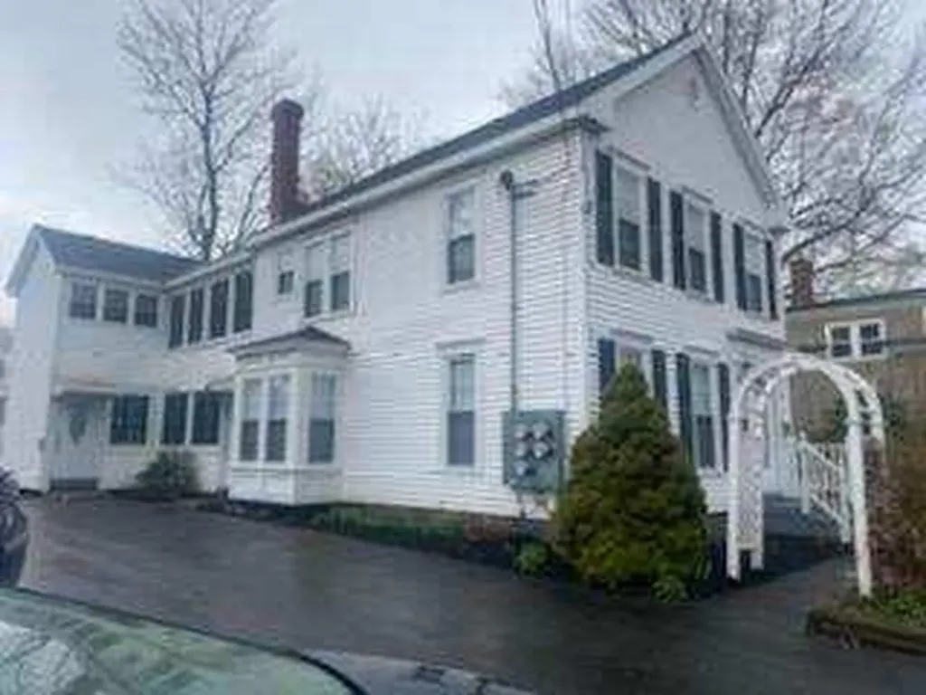 68 Court Street Augusta ME 04330