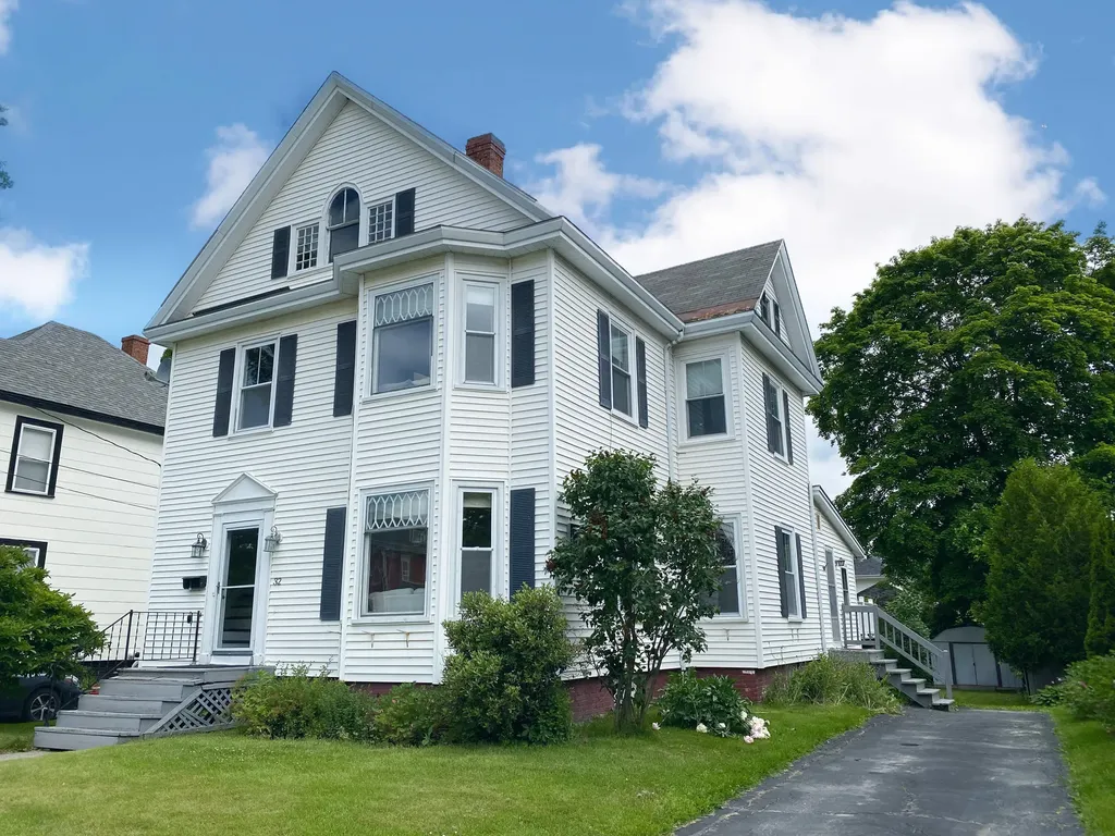 32 Royal Road Bangor ME 04401