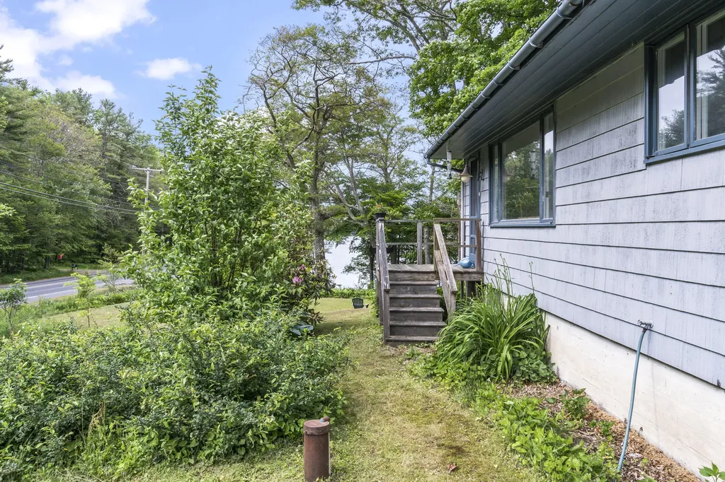 73 Harpswell Islands Road Harpswell ME 04079