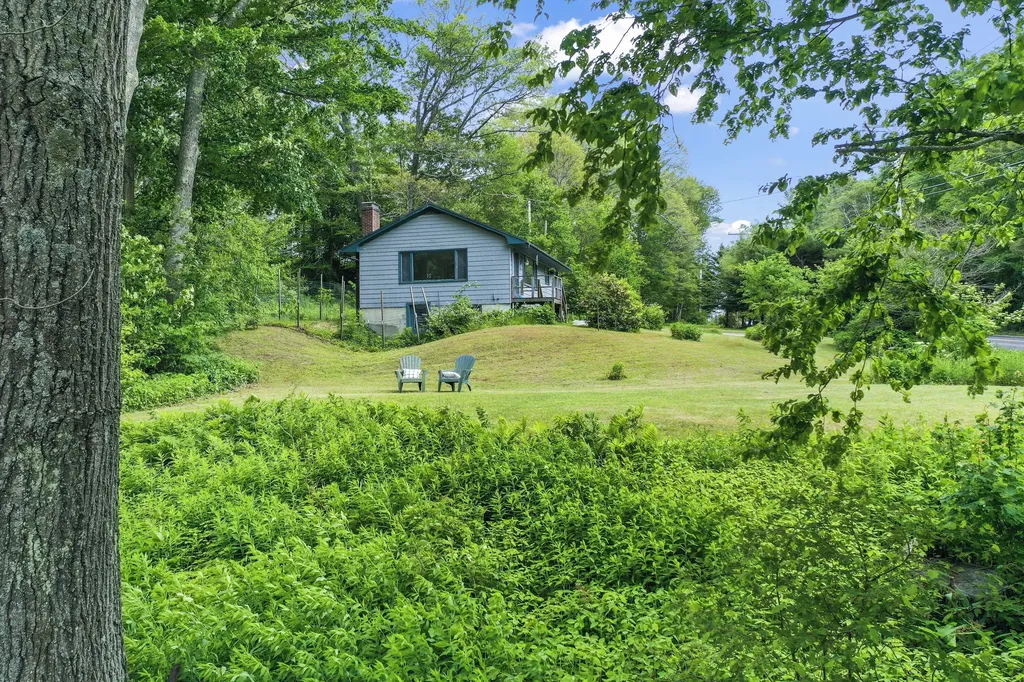 73 Harpswell Islands Road Harpswell ME 04079