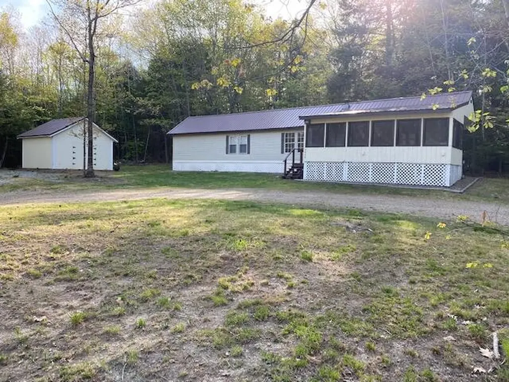2026 Augusta Road Bowdoin ME 04287