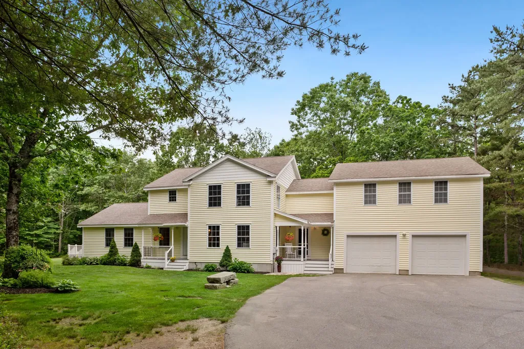 25 Jaclins Way Kennebunk ME 04043