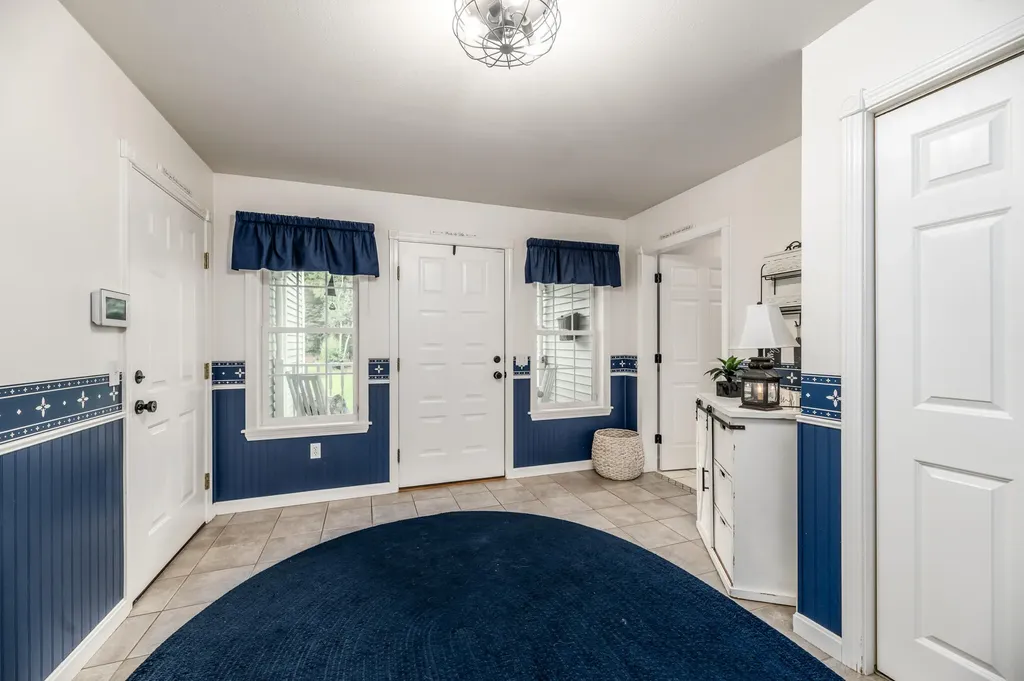 123 Jillian Way Glenburn ME 04401