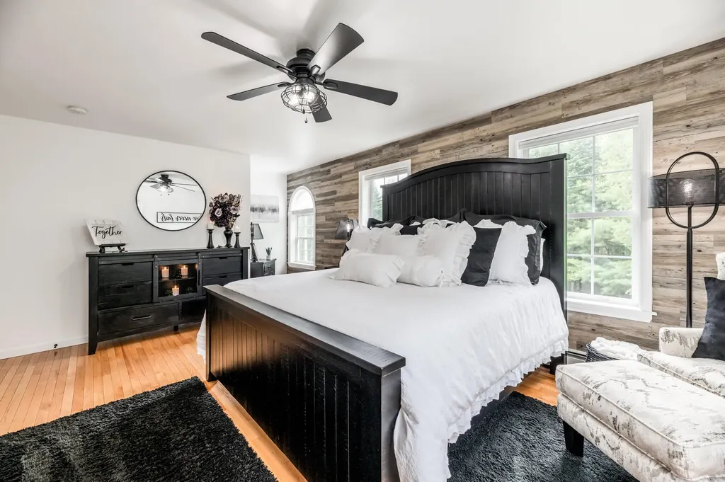 123 Jillian Way Glenburn ME 04401