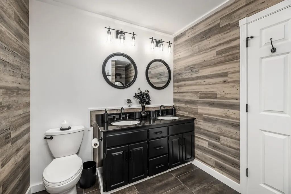 123 Jillian Way Glenburn ME 04401