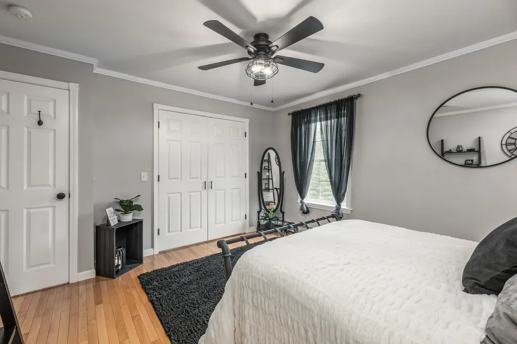 123 Jillian Way Glenburn ME 04401