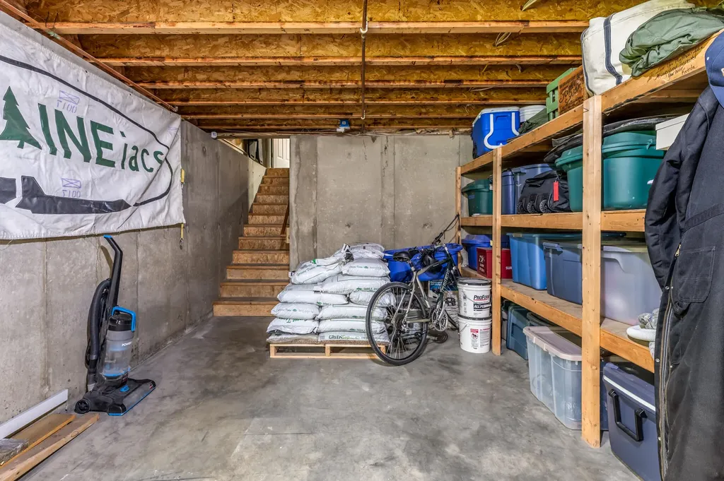 123 Jillian Way Glenburn ME 04401