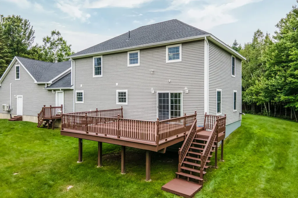 123 Jillian Way Glenburn ME 04401