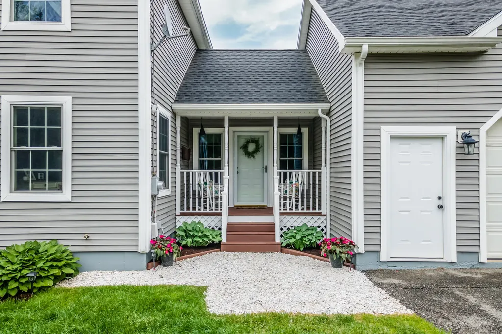 123 Jillian Way Glenburn ME 04401