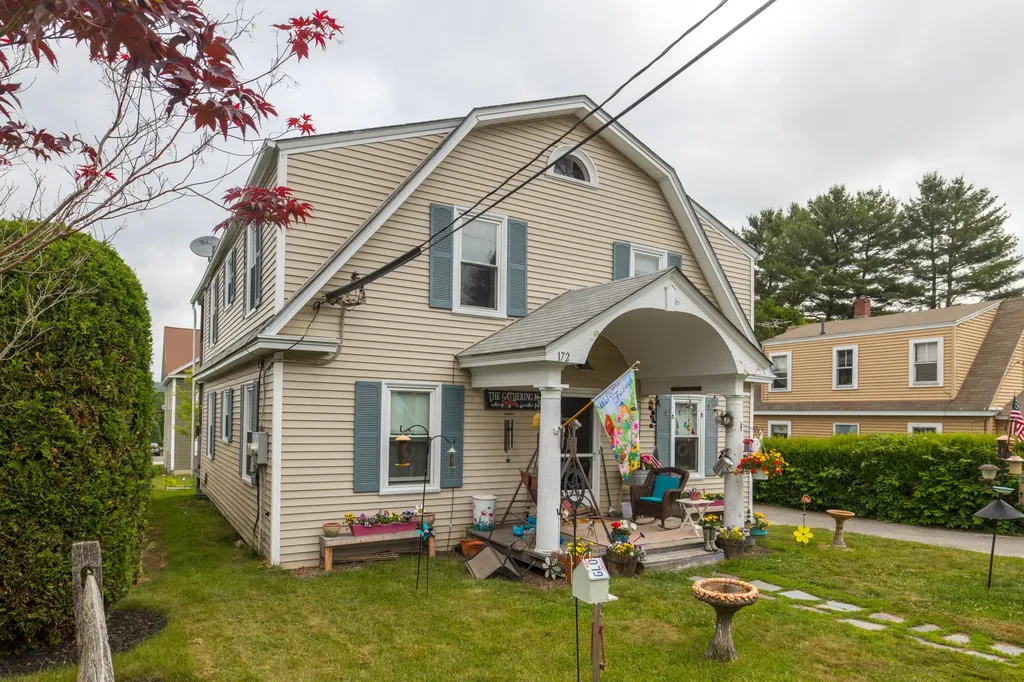 172 Warren Avenue Lewiston ME 04240