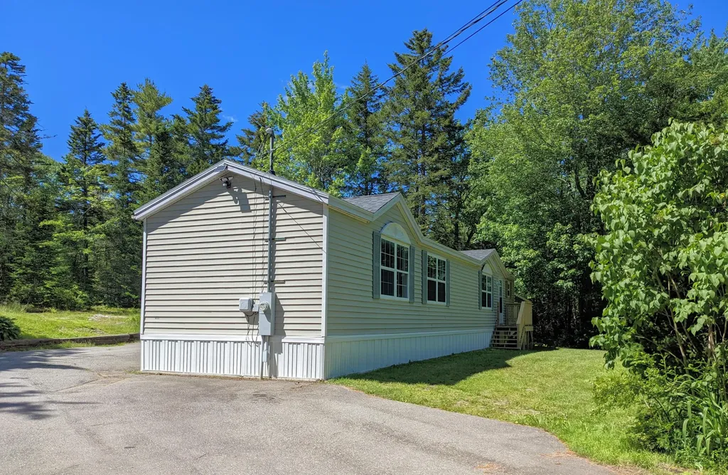 236 Cushing Road Cushing ME 04563