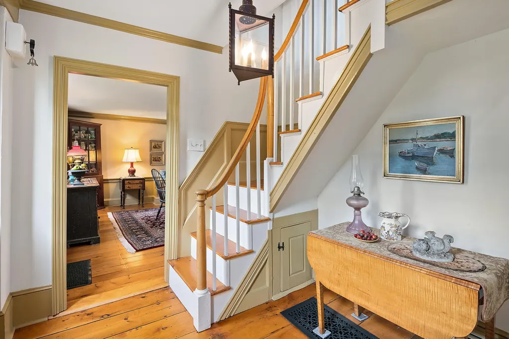 56 Summer Street Kennebunk ME 04043