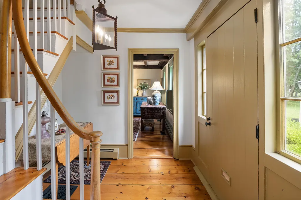 56 Summer Street Kennebunk ME 04043