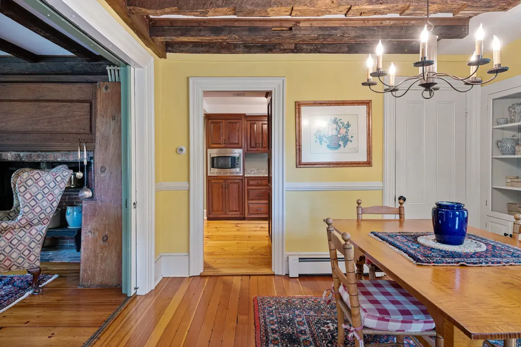 56 Summer Street Kennebunk ME 04043