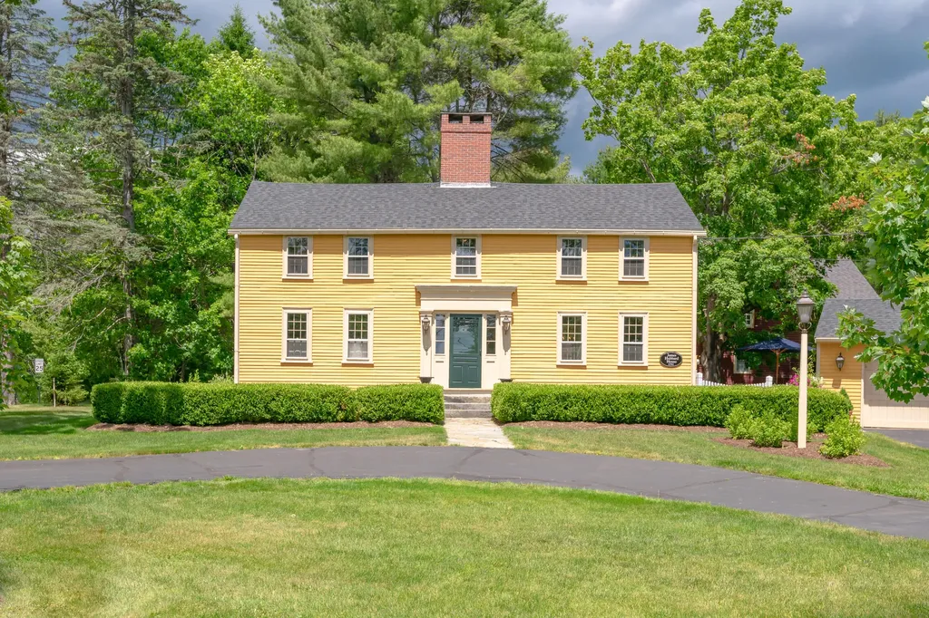 56 Summer Street Kennebunk ME 04043