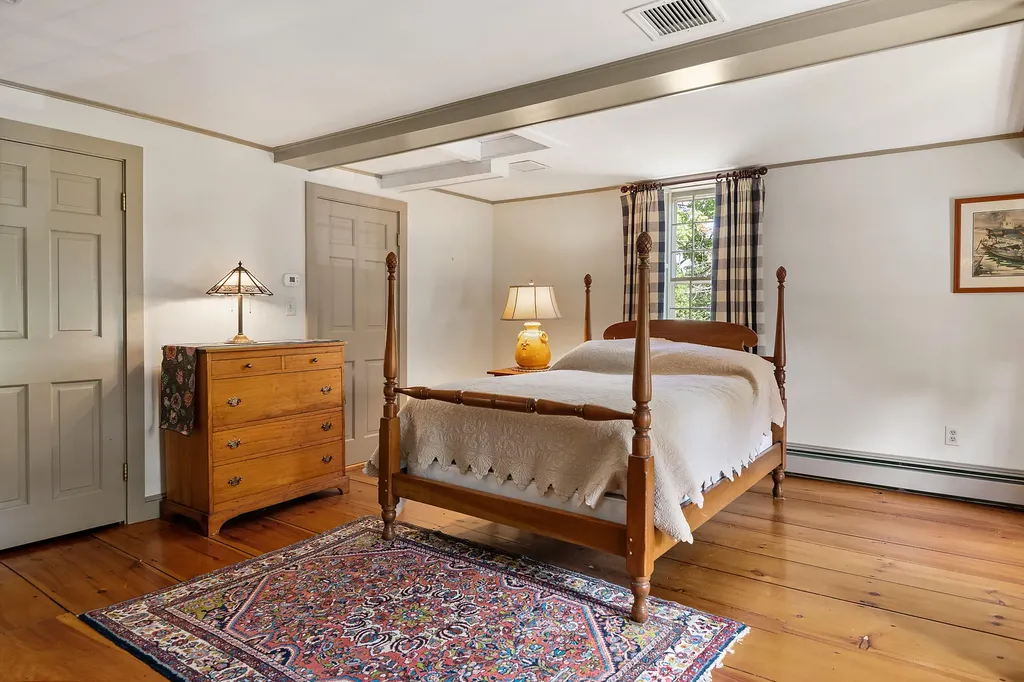 56 Summer Street Kennebunk ME 04043