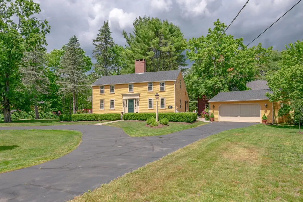 56 Summer Street Kennebunk ME 04043