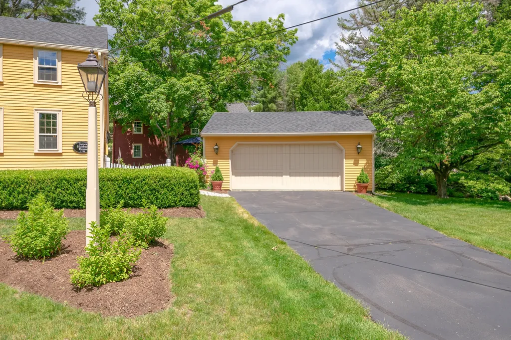 56 Summer Street Kennebunk ME 04043