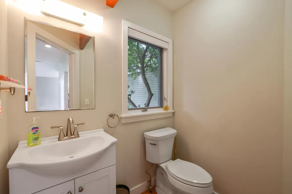 125 Emmons Road Kennebunk ME 04043