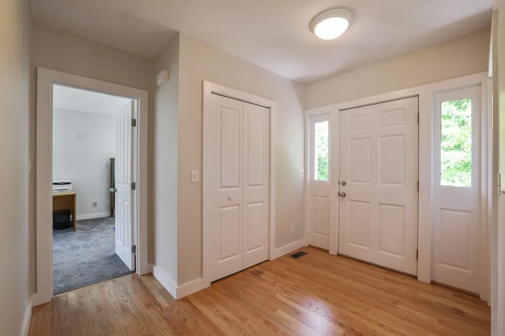 125 Emmons Road Kennebunk ME 04043