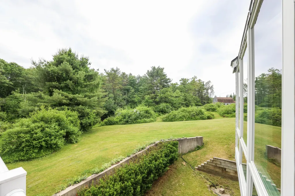 125 Emmons Road Kennebunk ME 04043