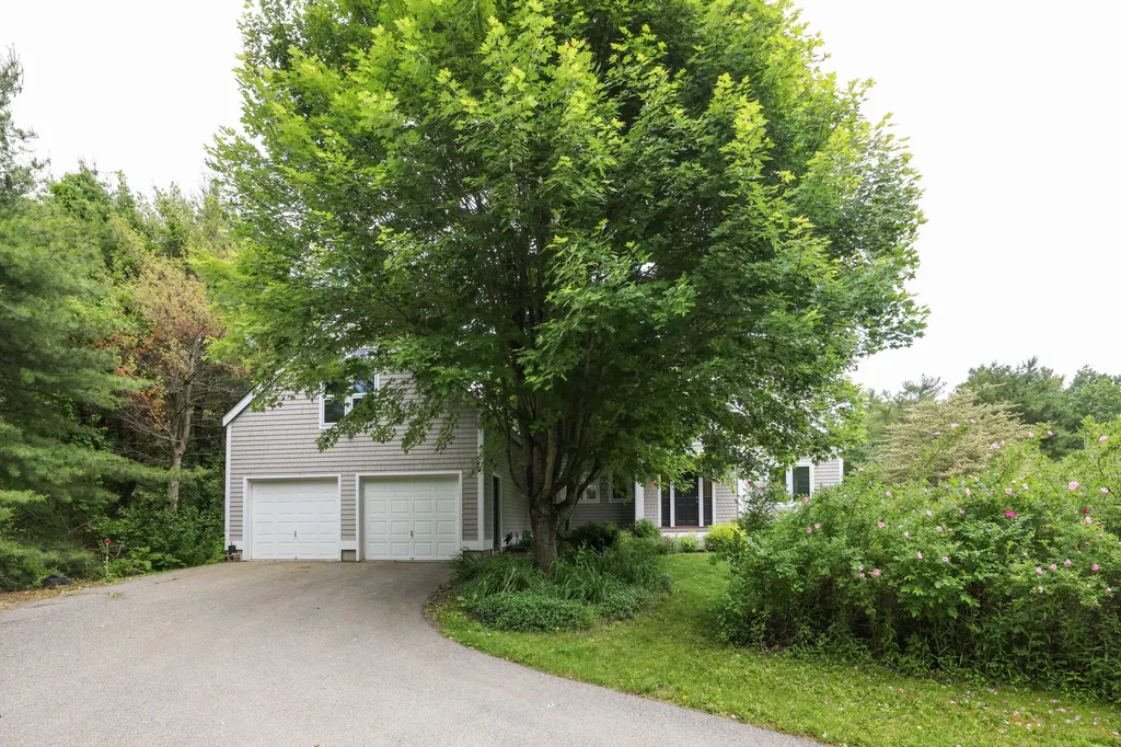 125 Emmons Road Kennebunk ME 04043