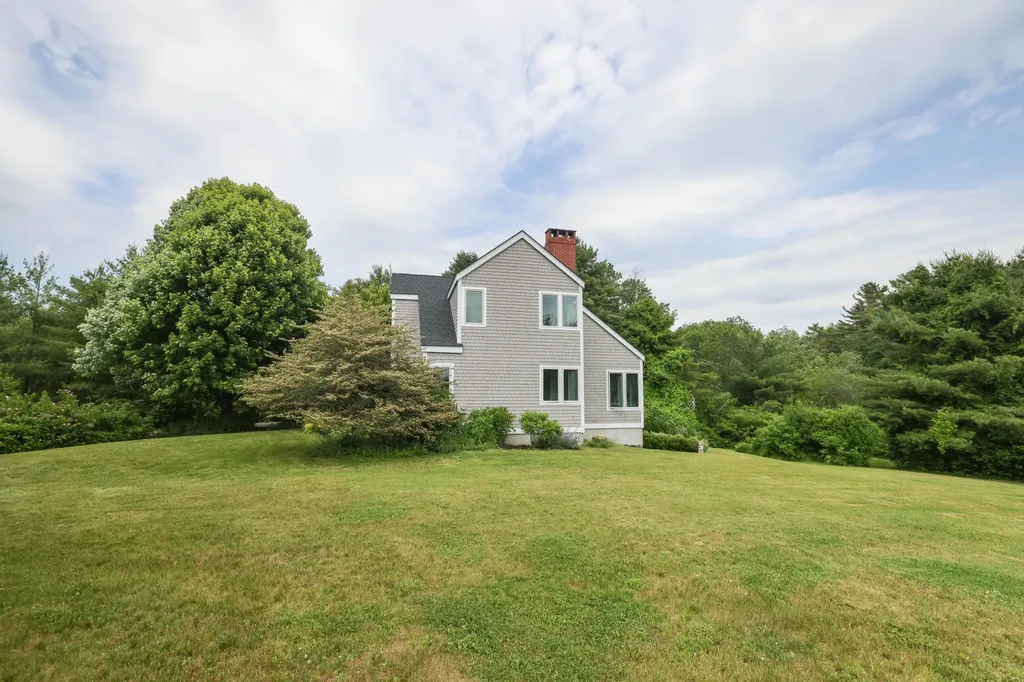 125 Emmons Road Kennebunk ME 04043