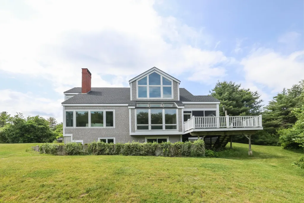 125 Emmons Road Kennebunk ME 04043