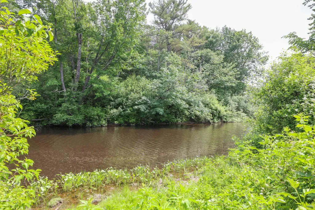 125 Emmons Road Kennebunk ME 04043