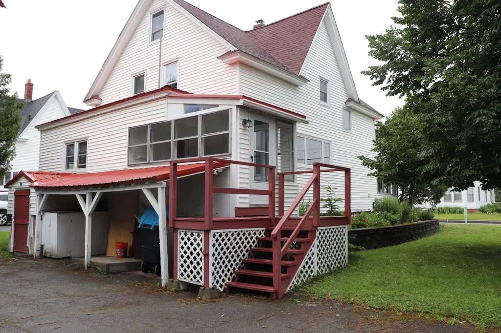 367 Brunswick Street Old Town ME 04468