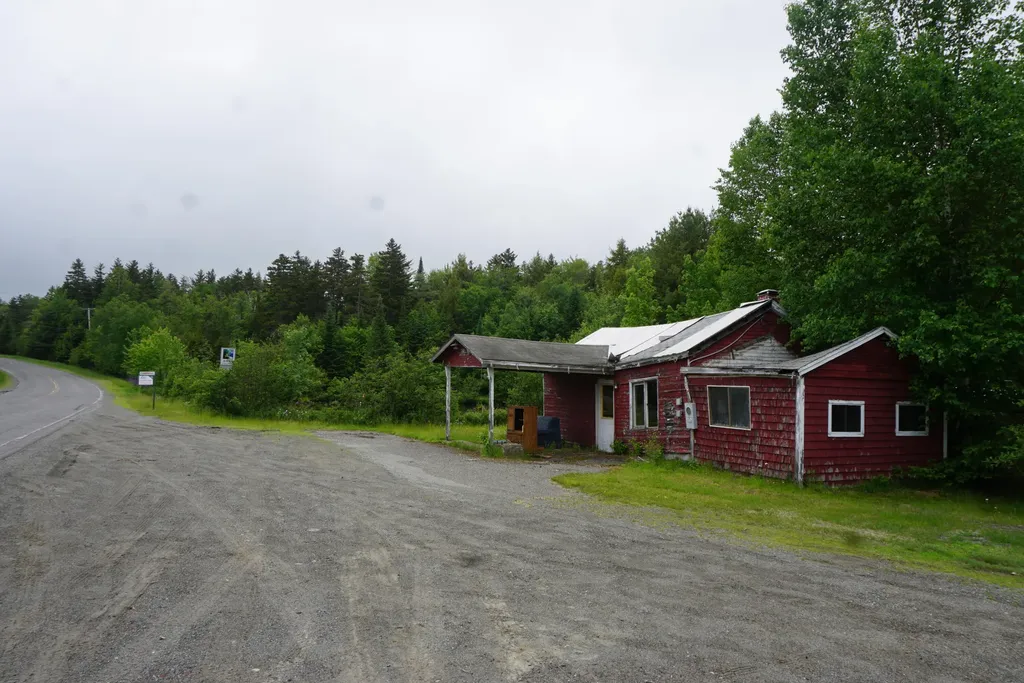 11 Gartley Drive Beaver Cove ME 04441