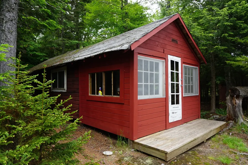11 Gartley Drive Beaver Cove ME 04441