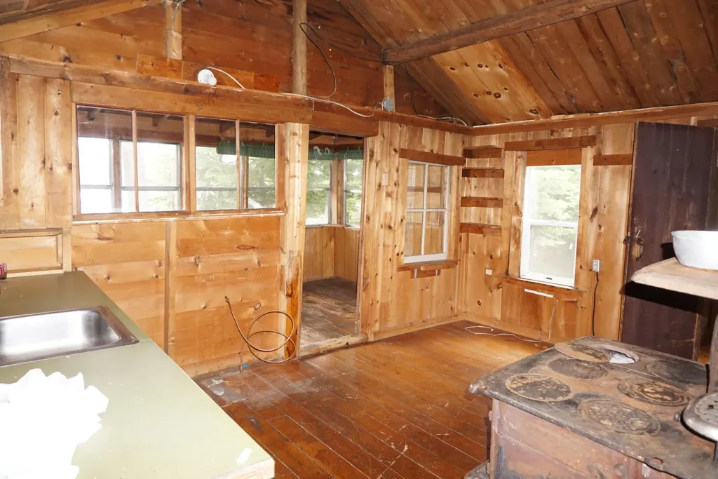 11 Gartley Drive Beaver Cove ME 04441