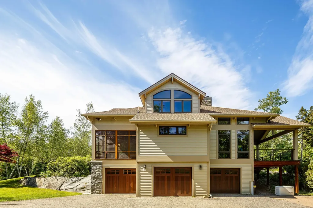 5 Penobscot Lane Owls Head ME 04854