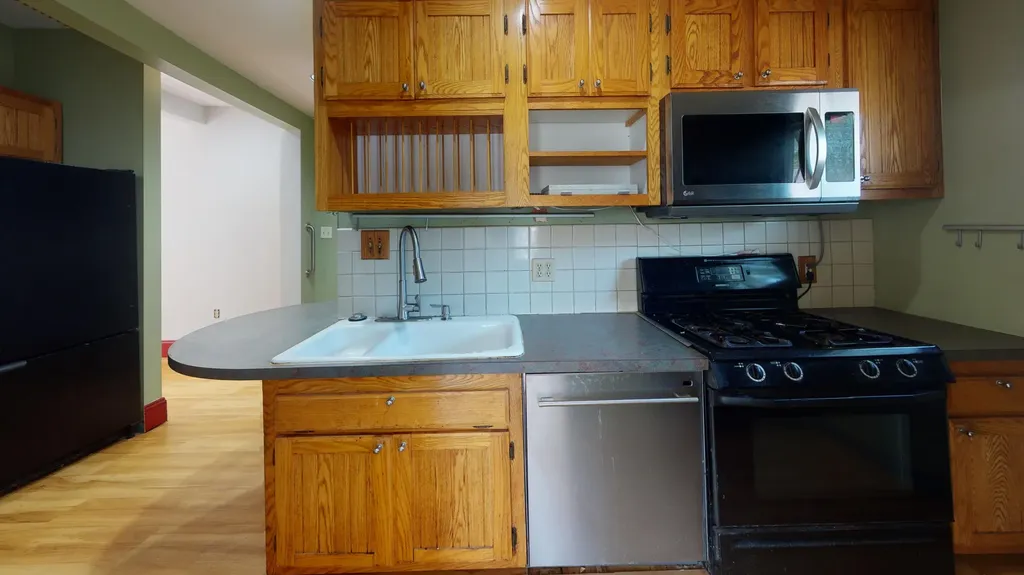 169 Davis Avenue Auburn ME 04210