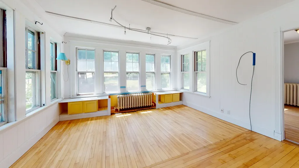 169 Davis Avenue Auburn ME 04210