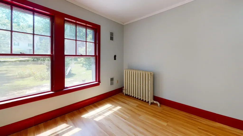 169 Davis Avenue Auburn ME 04210