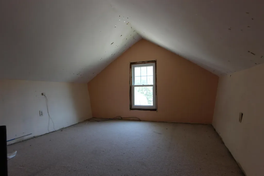 169 Davis Avenue Auburn ME 04210