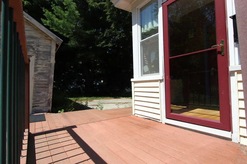 169 Davis Avenue Auburn ME 04210