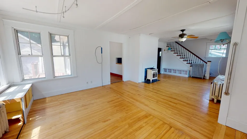 169 Davis Avenue Auburn ME 04210