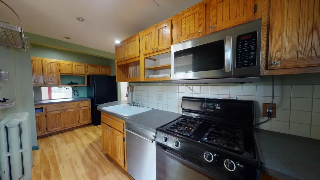 169 Davis Avenue Auburn ME 04210