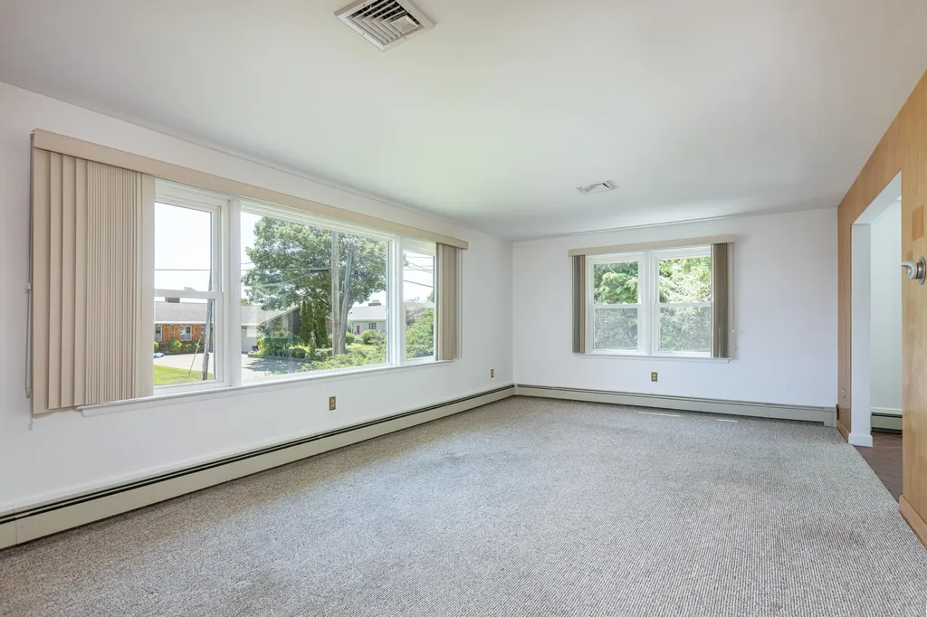 288 Clifton Street Portland ME 04103