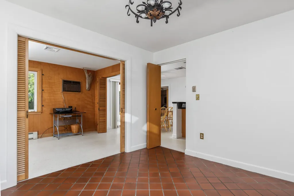 288 Clifton Street Portland ME 04103